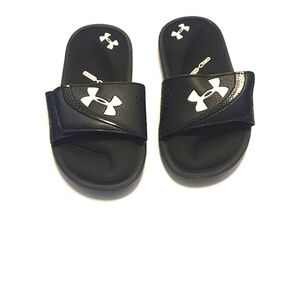Kids Under Armour Foam Flip Flops Size 12